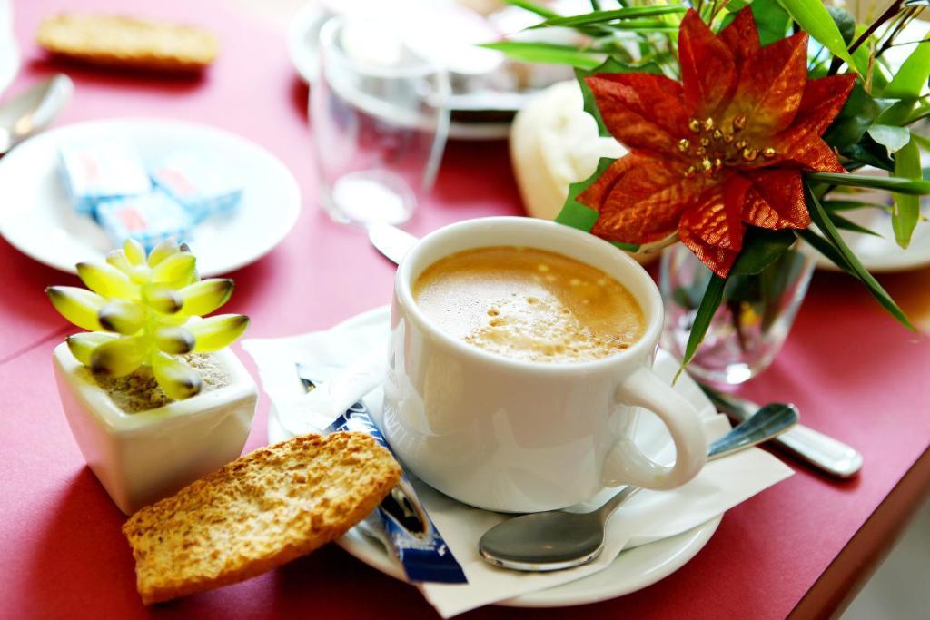 Hotel Le Coudon La Farlède 部屋 写真