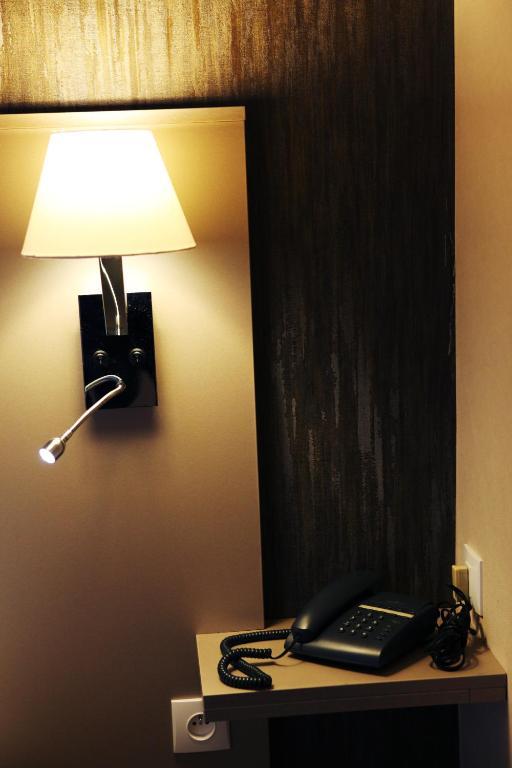 Hotel Le Coudon La Farlède 部屋 写真