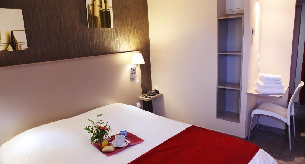 Hotel Le Coudon La Farlède 部屋 写真